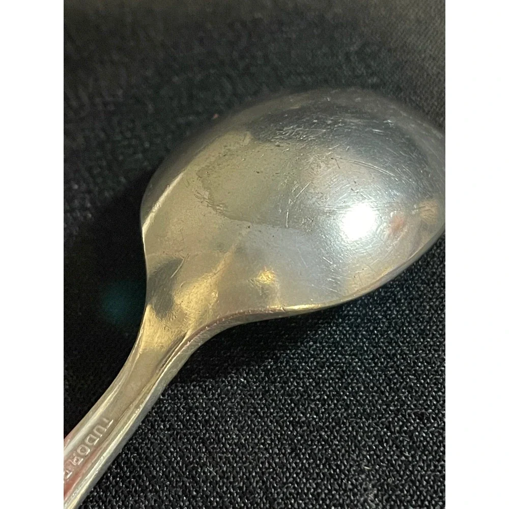 Oneida Community Tudor Plate Vintage Baby Fork and Spoon Set Silver Plated Stars